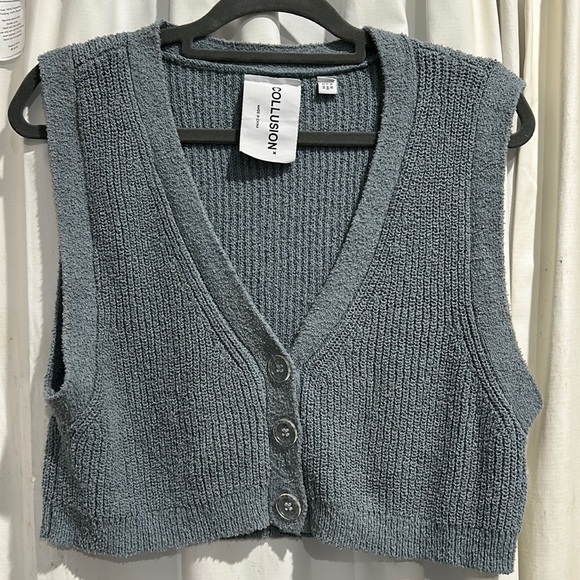 Cropped Collision Sweater Vest - Picture 1 of 5